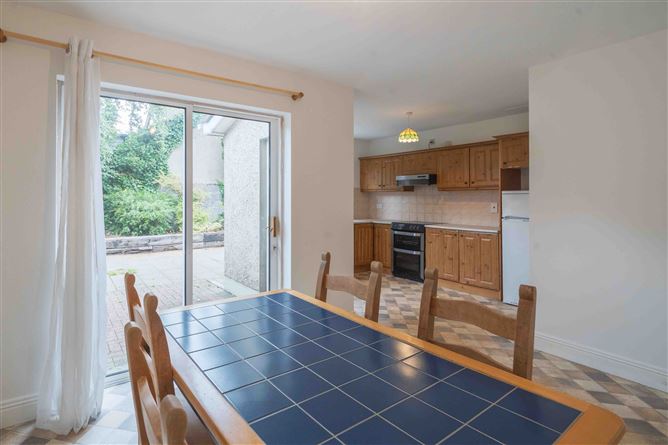 Photo 9 of 22 — 14 Abbeyville, Navan, Meath