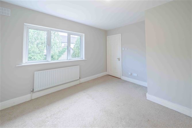 Photo 16 of 22 — 14 Abbeyville, Navan, Meath