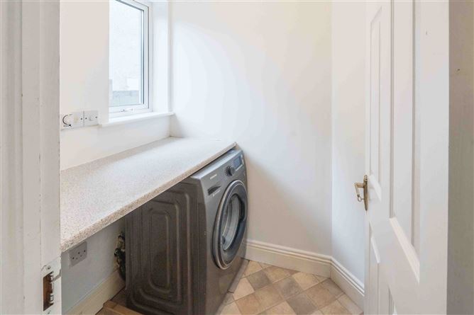 Photo 11 of 22 — 14 Abbeyville, Navan, Meath
