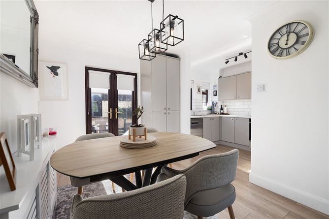 3 Carrigoona Close, Kilmacanogue, Co. Wicklow