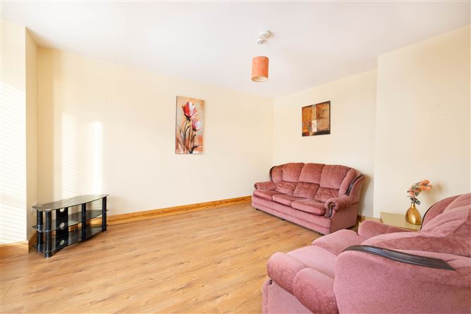 9 Castlegate Terrace, Lucan, Dublin