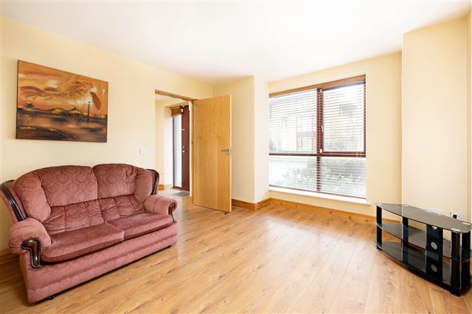 9 Castlegate Terrace, Lucan, Dublin
