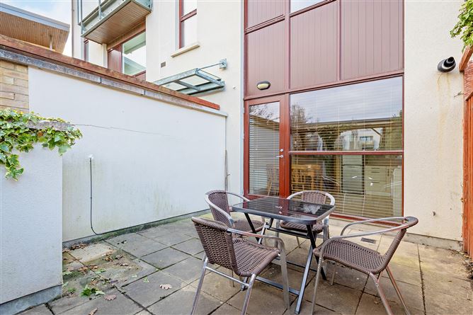 9 Castlegate Terrace, Lucan, Dublin