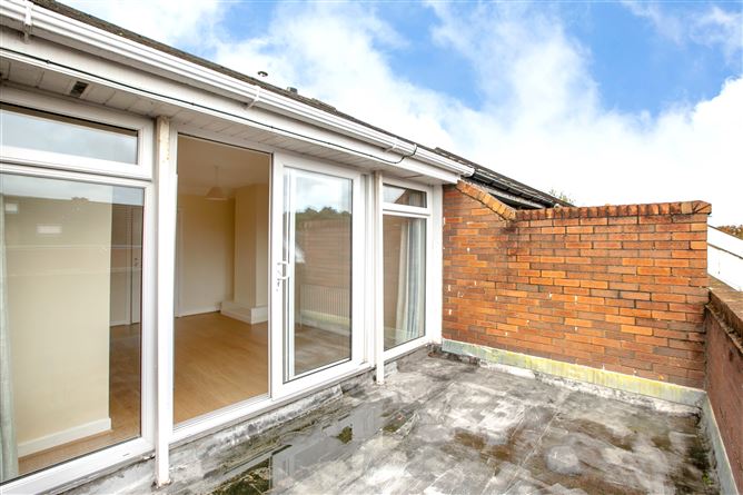 17 Adelaide, Strand Road , Sandymount, Dublin 4