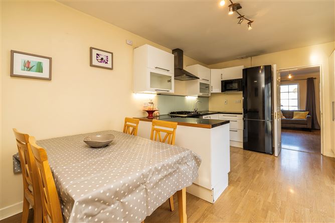 28 Halliday Square, Stoneybatter, Dublin 7