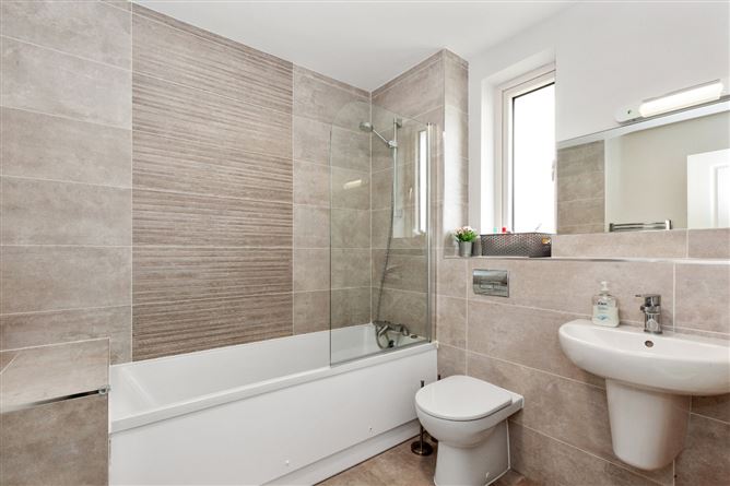 24 Riverwood Square, Castleknock, Dublin 15