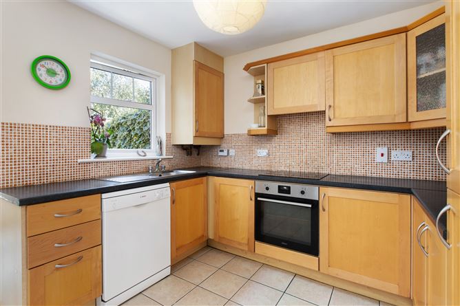106 Saran Wood, Bray, Co. Wicklow