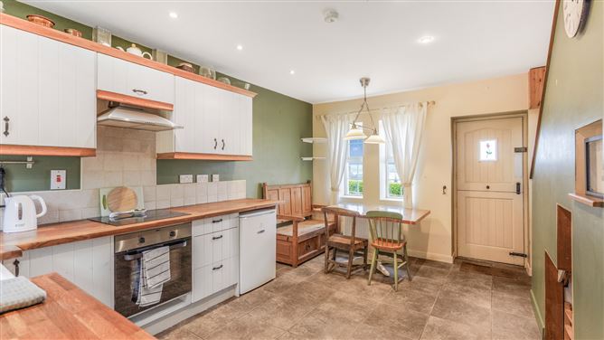 3 Bellevue Terrace, Upper Cork Hill, Youghal, Cork