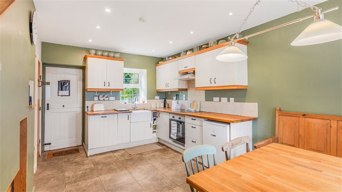 3 Bellevue Terrace, Upper Cork Hill, Youghal, Cork