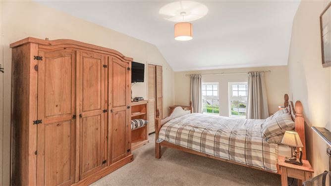 3 Bellevue Terrace, Upper Cork Hill, Youghal, Cork