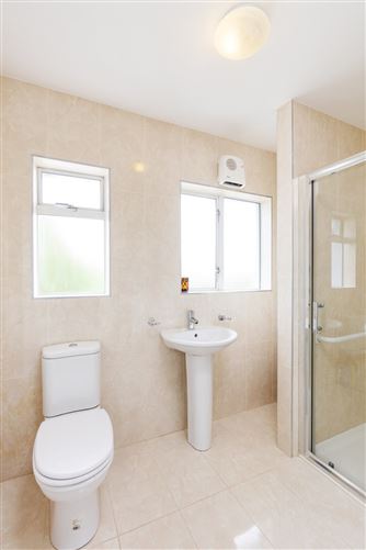 18 Glasnamana Road, Glasnevin, Dublin 11