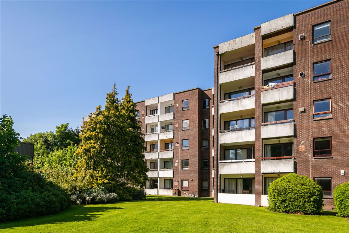 17 Anglesea House, Ballsbridge Court, Ballsbridge, Dublin 4