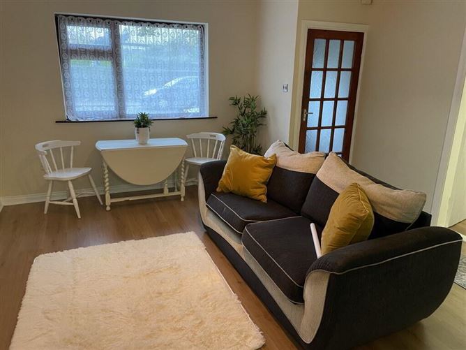 2 Ashley Court, Parks Road, Lismore, Waterford