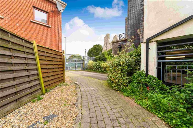 9 St. Canices Square, Finglas, Dublin 11