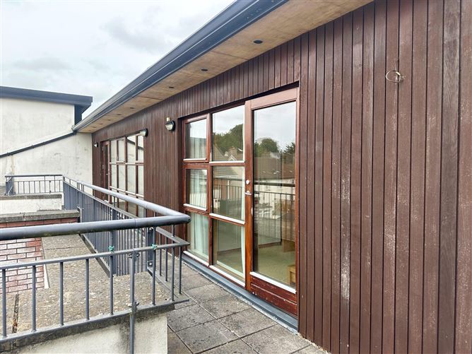 9 St. Canices Square, Finglas, Dublin 11