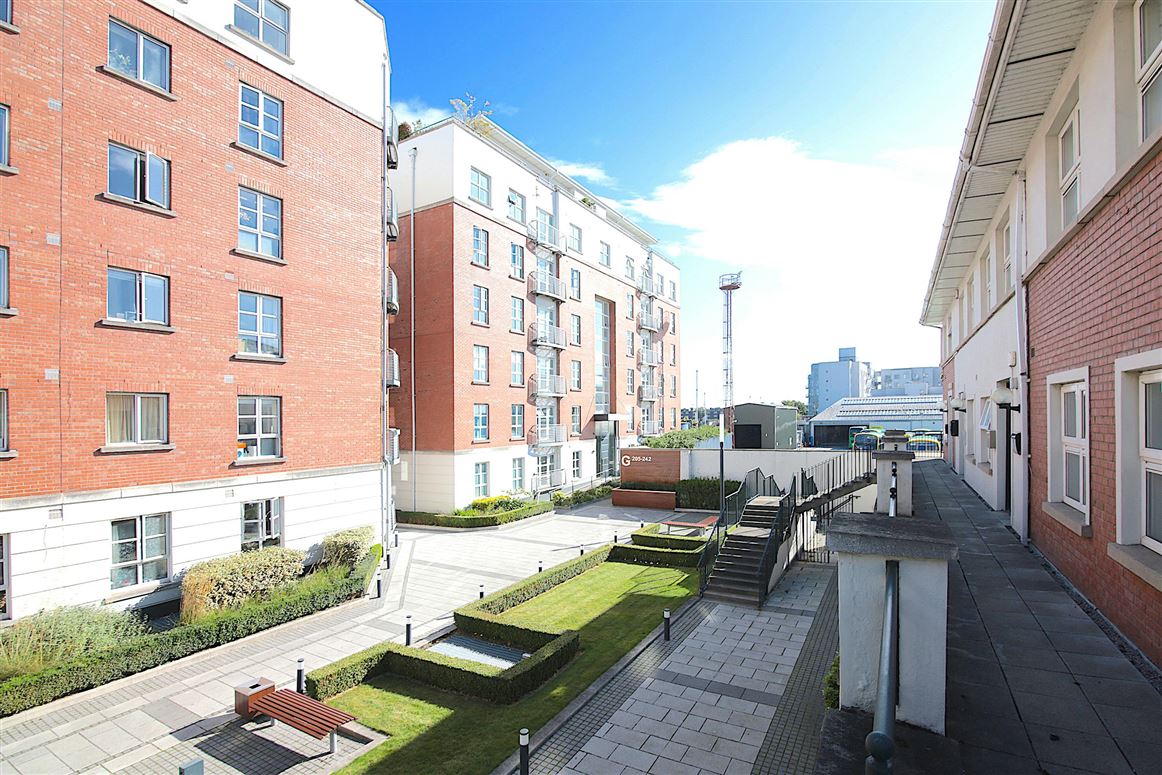 12-14 The Anchorage, Charlotte Quay, Grand Canal Dock, Dublin 4, Ireland