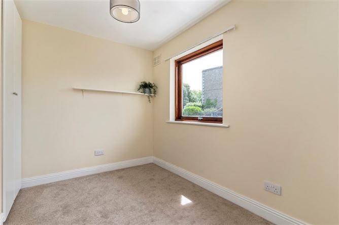 https://photos-a.propertyimages.ie/media/5/0/4/4962405/a88d29c1-3fe5-4b47-be6d-5f5f6dca1ca5_l.jpg
