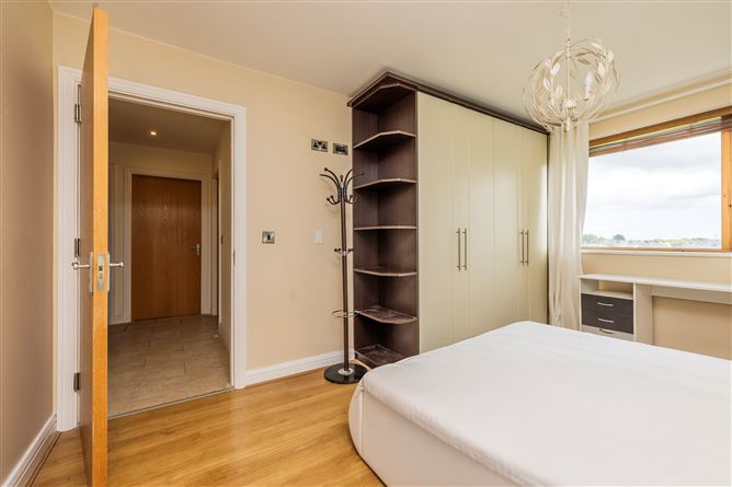 https://photos-a.propertyimages.ie/media/5/0/4/4994405/d509a96f-3cc4-4a73-8054-b7924e0b1e5f_l.jpg