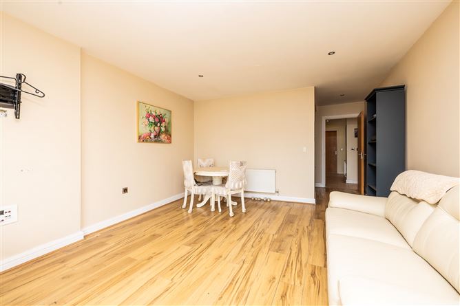 https://photos-a.propertyimages.ie/media/5/0/4/4994405/d509a96f-3cc4-4a73-8054-b7924e0b1e5f_l.jpg
