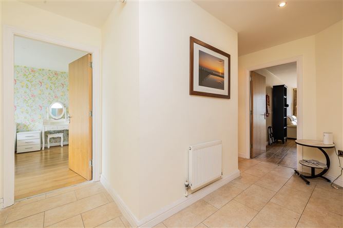https://photos-a.propertyimages.ie/media/5/0/4/4994405/d509a96f-3cc4-4a73-8054-b7924e0b1e5f_l.jpg