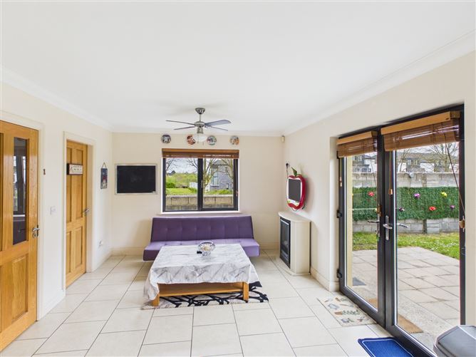 44 Carraig Linn, Caheronaun, Loughrea, Co. Galway