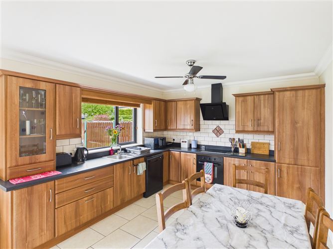 44 Carraig Linn, Caheronaun, Loughrea, Co. Galway