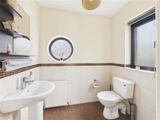 44 Carraig Linn, Caheronaun, Loughrea, Co. Galway