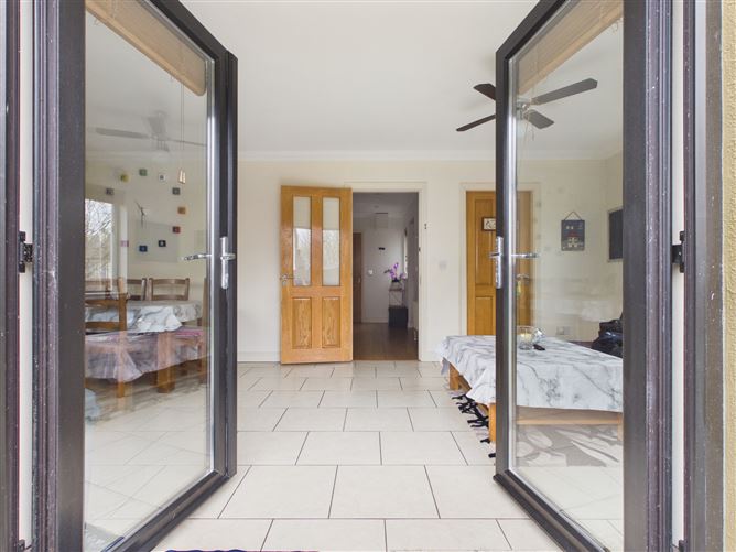 44 Carraig Linn, Caheronaun, Loughrea, Co. Galway