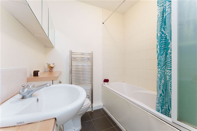 Photo 14 of 24 — 38 Charlesland Court, Greystones, Wicklow