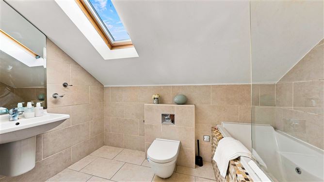 Photo 11 of 20 — 6 Bruach na Mara 187 Seafield Road East Clontarf Dublin 3 , Clontarf, Dublin 3