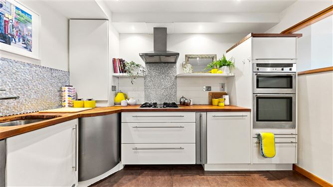 Photo 7 of 20 — 6 Bruach na Mara 187 Seafield Road East Clontarf Dublin 3 , Clontarf, Dublin 3