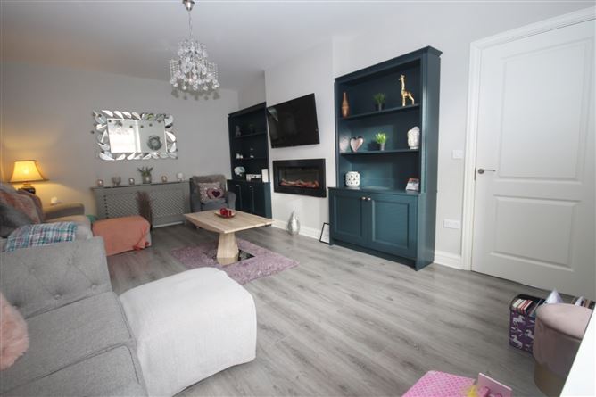 4 The Close, Citywest Village, Citywest, D 24