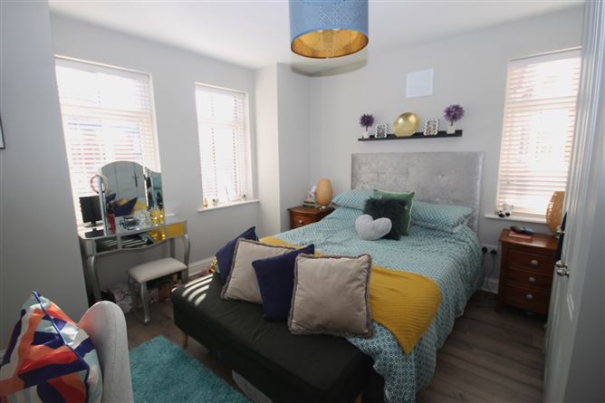 4 The Close, Citywest Village, Citywest, D 24
