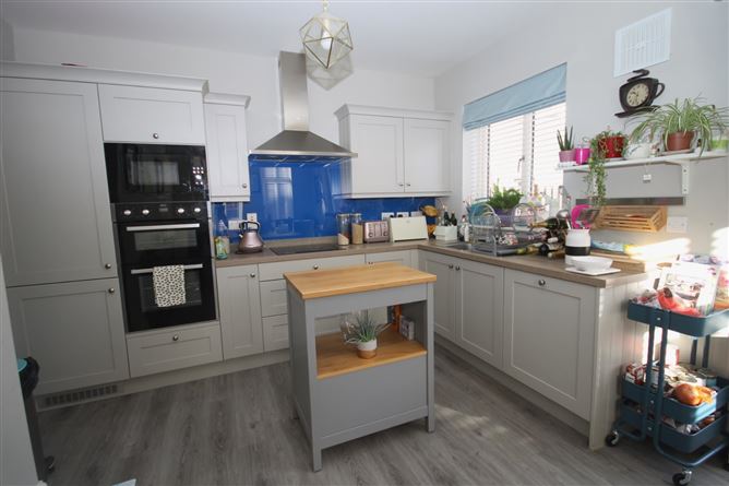 4 The Close, Citywest Village, Citywest, D 24