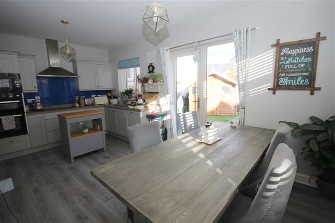4 The Close, Citywest Village, Citywest, D 24