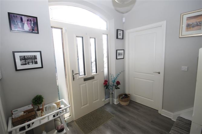 4 The Close, Citywest Village, Citywest, D 24