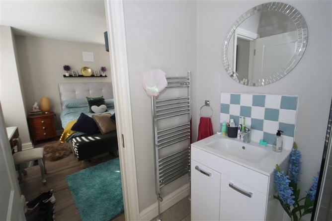 4 The Close, Citywest Village, Citywest, D 24
