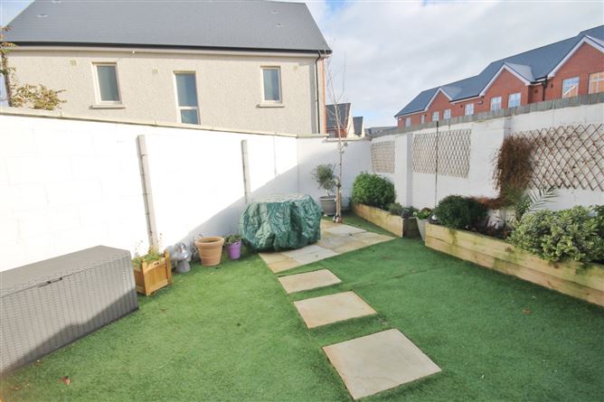 4 The Close, Citywest Village, Citywest, D 24