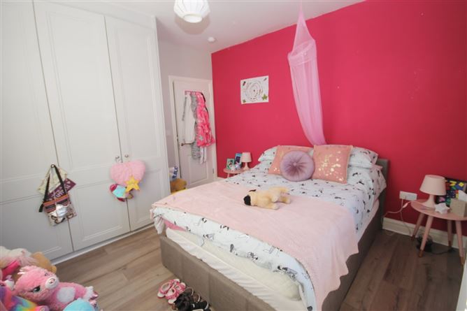 4 The Close, Citywest Village, Citywest, D 24