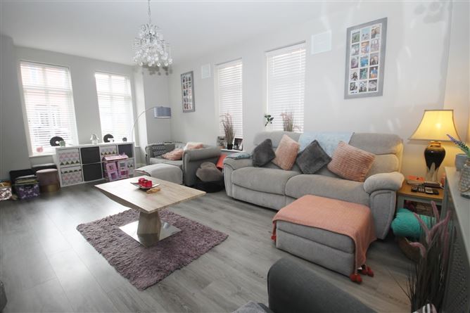 4 The Close, Citywest Village, Citywest, D 24