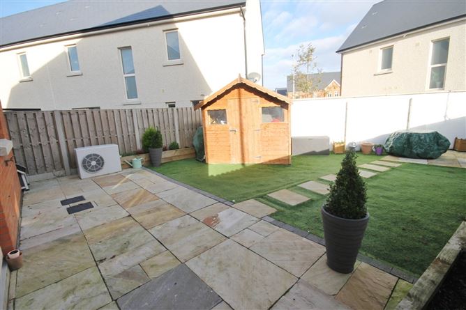 4 The Close, Citywest Village, Citywest, D 24