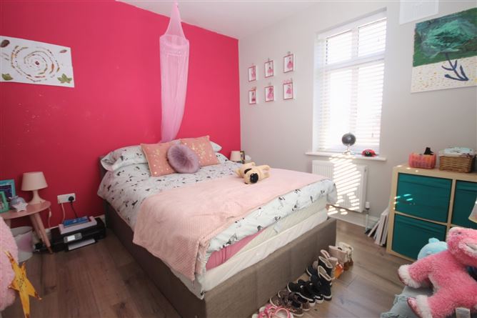 4 The Close, Citywest Village, Citywest, D 24