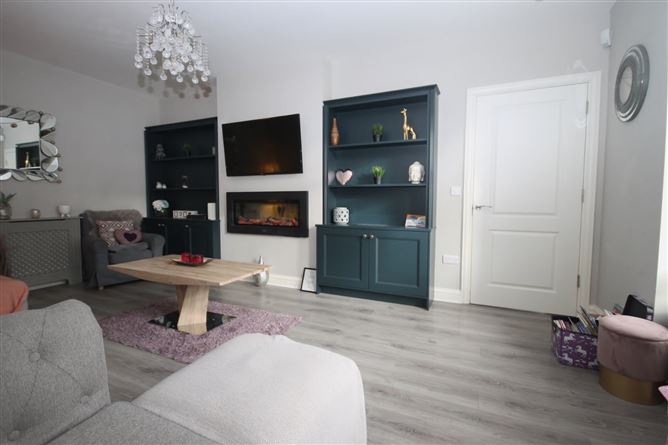 4 The Close, Citywest Village, Citywest, D 24