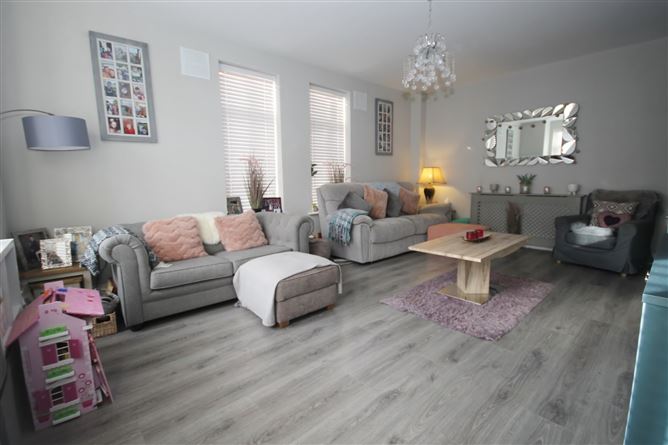 4 The Close, Citywest Village, Citywest, D 24