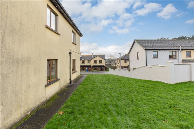 26 Cluain Caislean, Ferns, Co. Wexford