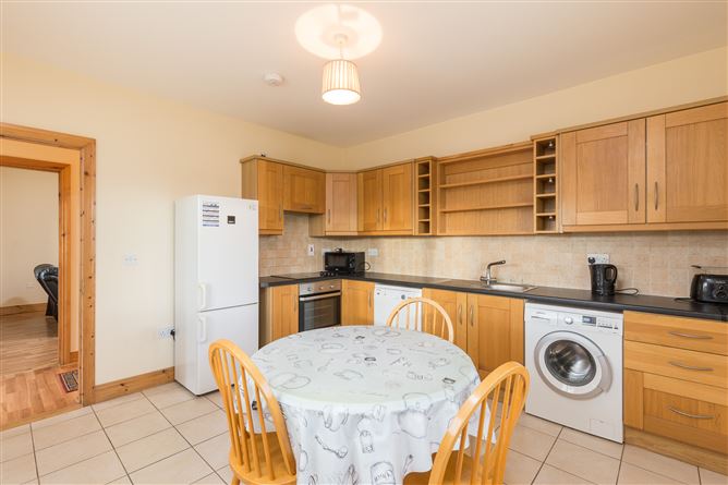 26 Cluain Caislean, Ferns, Co. Wexford