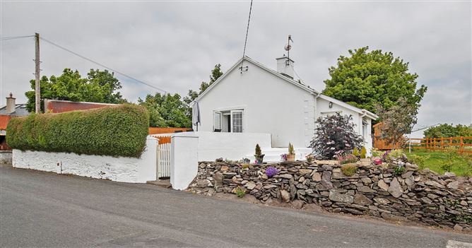 Seashell Cottage, Ballinagoul, Ring, Dungarvan, Co. Waterford