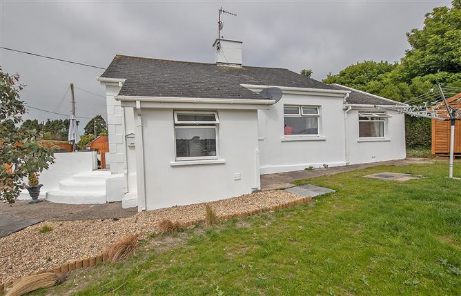 Seashell Cottage, Ballinagoul, Ring, Dungarvan, Co. Waterford