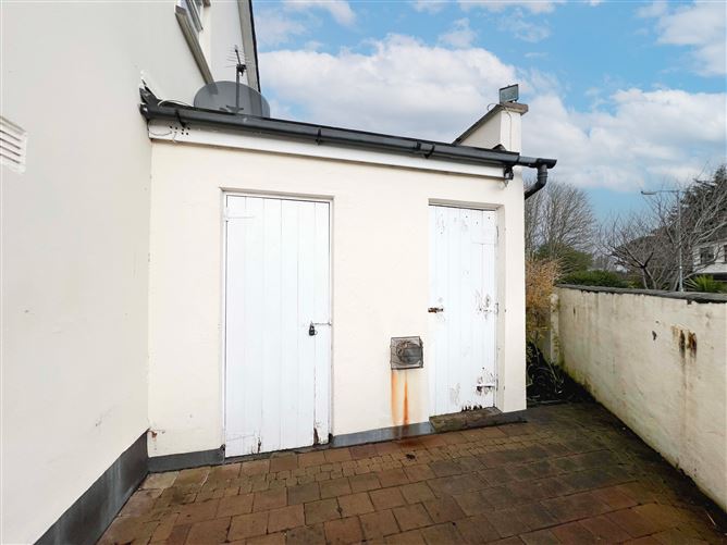 The Lodge, 12 Willbrook Downs, Rathfarnham, Dublin 14