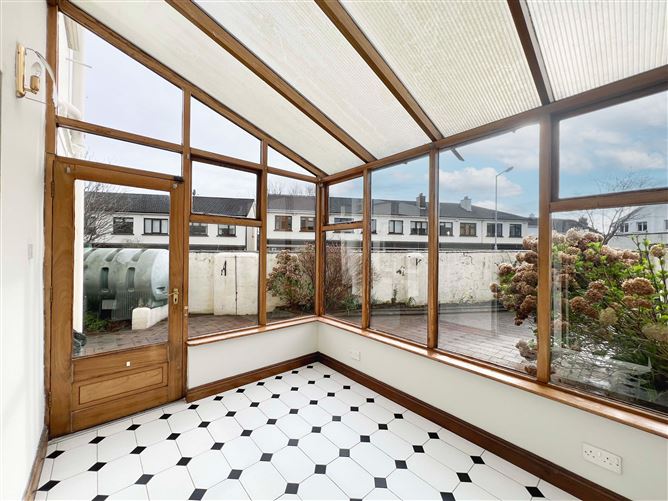 The Lodge, 12 Willbrook Downs, Rathfarnham, Dublin 14